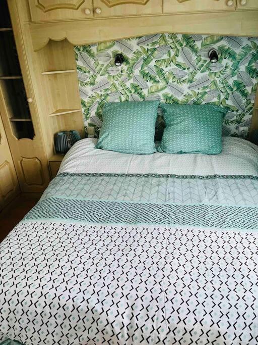 Chalet Dans La Foret Proche Disney La Houssaye-en-Brie Εξωτερικό φωτογραφία